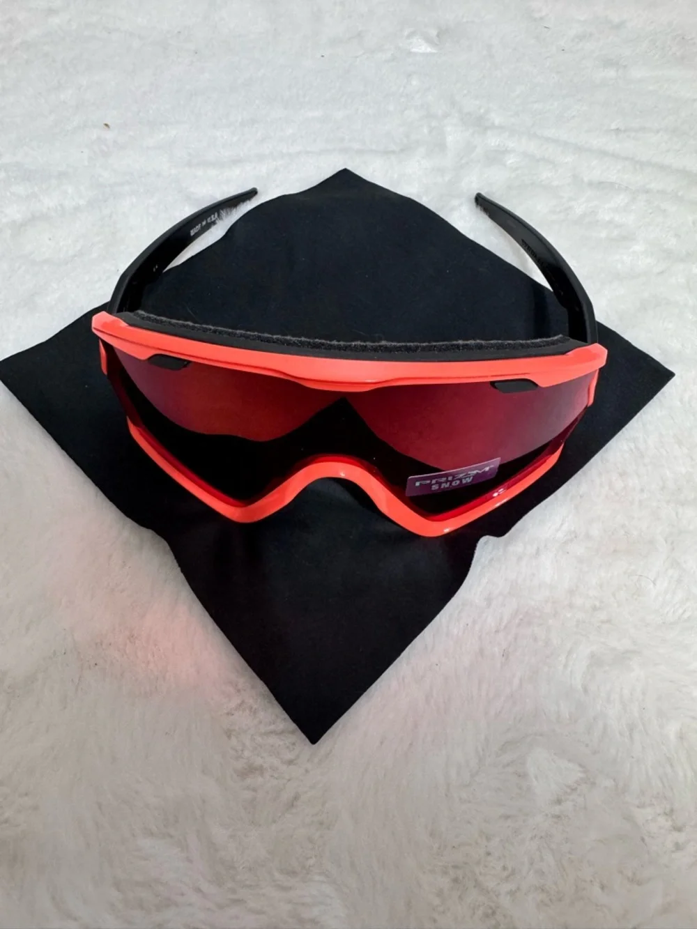 Oakley Snow Goggles with Bright Orange Frame and Red Lens - Picture 7 of 13